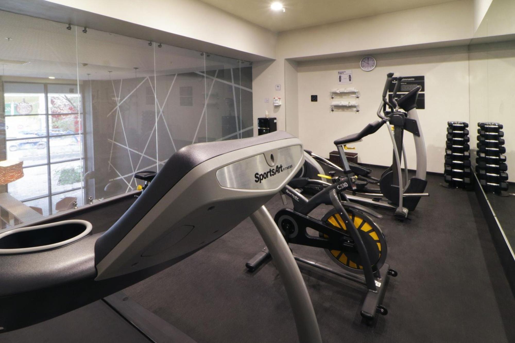 City Express Plus By Marriott Monterrey Nuevo Sur Exterior foto